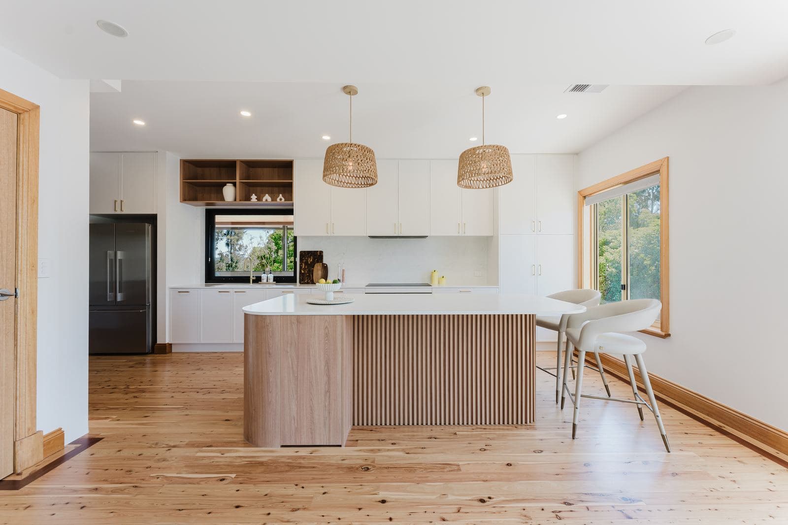 Kitchen renovation electrical fit-out, contemporary home